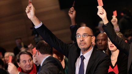 Le premier secr&eacute;taire du PS, Harlem D&eacute;sir, lors d'un conseil national de son parti, le 17 novembre 2012 &agrave; Paris. (MAXPPP)