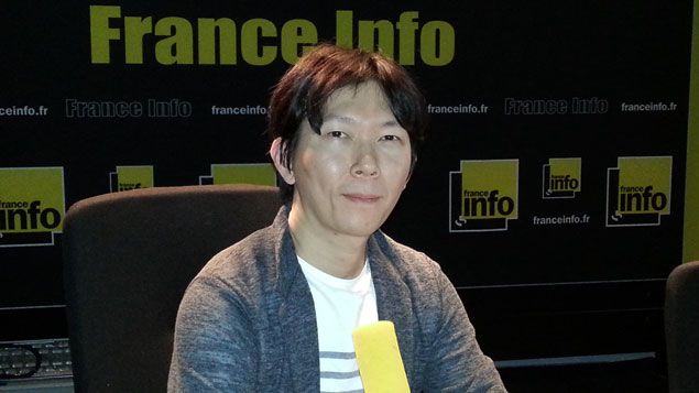 &nbsp; (Tetsuya Tsutsui dans les studios de France Info © Radio France / Laetitia de Germon)