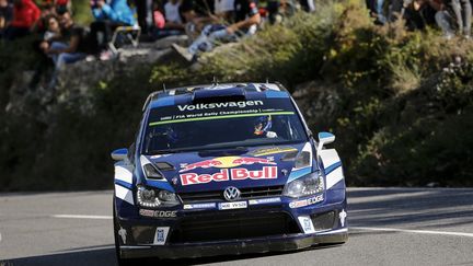 Sébastien Ogier, ici au volant de sa VW Polo, devra changer d'écurie en 2017  (BASTIEN BAUDIN / AUSTRAL)