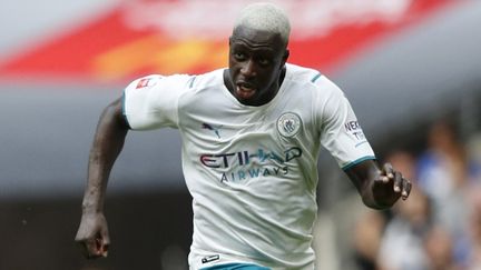 Le défenseur français Benjamin Mendy, le 7 août 2021 lors d'un match entre Manchester City contre Leicester, au stade de Wembley, à Londres (Royaume-Uni). (ADRIAN DENNIS / AFP)