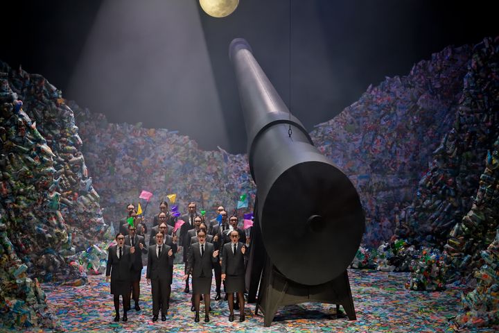 L'opéra-féérie "Le voyage dans la Lune" à l'Opéra Comique, Paris, le 20 janvier 2023. (STEFAN BRION)