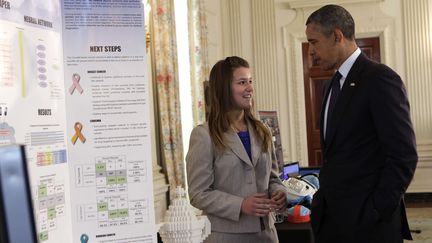 Britanny Wenger avait d&eacute;j&agrave; &eacute;t&eacute; f&eacute;licit&eacute;e par le pr&eacute;sident Barack Obama, le 22 avril 2013 &agrave; Washington (Etats-Unis), apr&egrave;s avoir gagn&eacute; un prestigieux prix scientifique. (SIPA USA / SIPA)