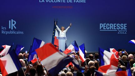 La candidate du parti de droite Les Républicains (LR) à l'élection présidentielle de 2022, Valérie Pecresse, lors d'un meeting à Paris, le 11 décembre 2021. (BERTRAND GUAY / AFP)