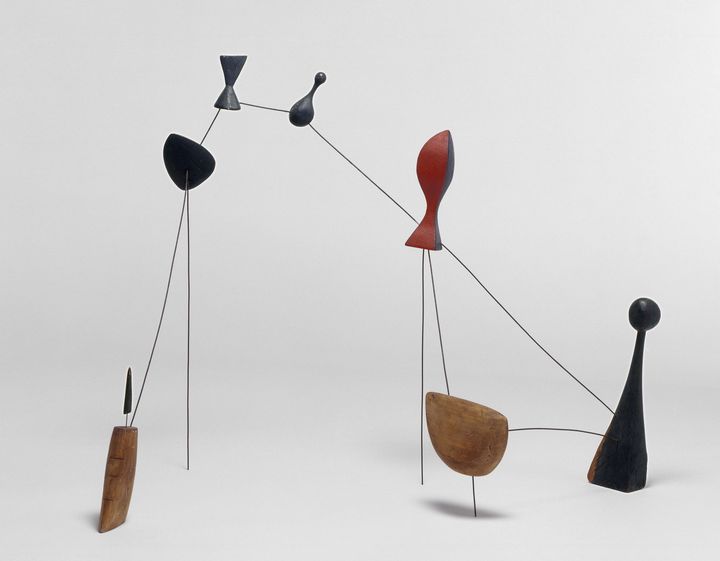 Alexander Calder "Constellation biomorphisme"1943 (©Calder Foundation New York / ADAGP, Paris Localisation : Paris, Centre Pompidou - Musée national d'art moderne - Centre de création industrielle Photo ©Centre Pompidou, MNAM-CCI, Dist. RMN-Grand Palais / Philippe Migeat)