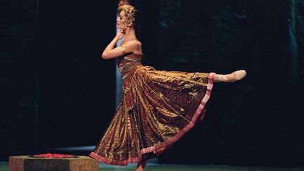 Aurélie Dupont dans "la bayadère"
 (Photo Icare / Opéra national de Paris)