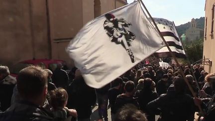 Mort d'Yvan Colonna : depuis Cargèse, la Corse fait ses adieux à l'enfant du pays. (FRANCE 3)