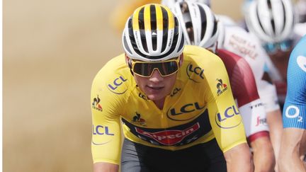 Mathieu van der Poel lors de la 7e étape du Tour de France 2021. (GUILLAUME HORCAJUELO / EPA / AFP)