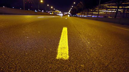  (L'accident s'est produit à 02H00 du matin sur le périphérique intérieur, à  hauteur de la porte de Châtillon (sud de Paris) © Maxppp)