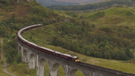 Écosse : voyage à bord du Royal Scotsman, un train historique qui sillonne les Highlands