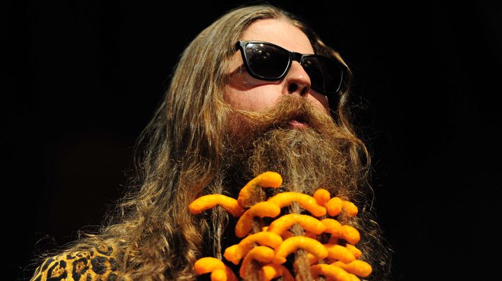 James Lewis pr&eacute;sente sa "barbe Cheetos" lors des Championnats du monde de barbe et moustache &agrave; Portland, dans l'Oregon (Etats-Unis), le 25 octobre 2014. (ALEX MILAN TRACY / SIPA)