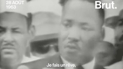 C’est une prise de parole qui a marqué son époque mais pas seulement. Le 28 août 1963, Martin Luther King, un pasteur très engagé dans le mouvement pour les droits civiques, s’exprimait sur les marches du Abraham Lincoln Mémorial de Washington. Devant environ 250 000 personnes, il confiait son rêve d’unité et de paix.