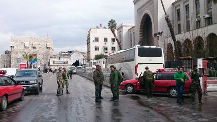 Un kamikaze a tué au moins 25 personnes, mercredi 15 mars 2017, en se faisant exploser dans le bâtiment d'un tribunal dans le centre de Damas (Syrie).&nbsp; (AFP)