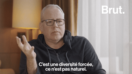 Pour la sortie de son nouvel ouvrage, “Les Éclats”, l’écrivain a discuté de sexe, de Twitter, d’Hollywood mais aussi de diversité. Voici l’interview de Bret Easton Ellis par Brut.