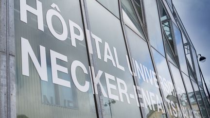 L'hôpital Necker-Enfants malades à Paris, où est décédée la plus jeune malade du coronavirus en France. (GILLES TARGAT / AFP)