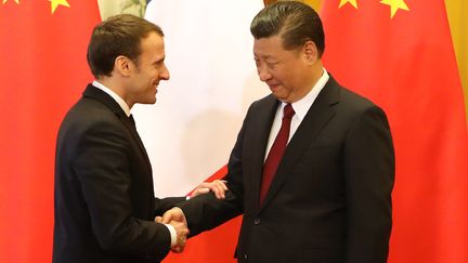 Macron en Chine : de gros contrats à la clé