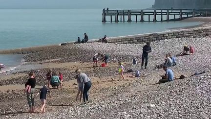 La journée du vendredi 15 avril a été chargée sur les routes. Alors que les vacances de Pâques débutent pour la zone A, le soleil radieux sourit également aux professionnels du tourisme.&nbsp;&nbsp; (FRANCE 2)