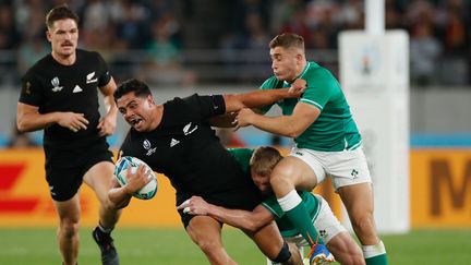 Les All Blacks et l'équipe irlandaise de rugby s'affrontent en quart de finale de la Coupe du monde de rugby, le 19 octobre 2019 à Tokyo (Japon).&nbsp; (ODD ANDERSEN / AFP)