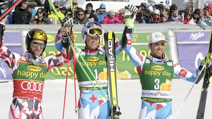 Alexis Pinturault (au centre) n'a pas tremblé pour décrocher sa première victoire en géant cette saison  (? SRDJAN ZIVULOVIC / REUTERS / X00501)