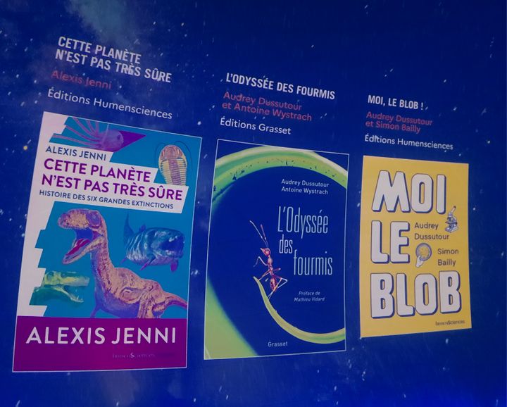 Selection of adult books for the Prize "The taste of science" at the Planetarium on June 5 in Paris.  (HUMENSCIENCES / GRASSET / RADIO FRANCE)