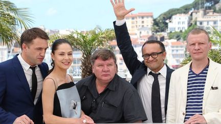 Vladimir Vdovichenkov, Elena Lyadova, Roman Madianov, le réalisateur Andrey Zvyagintsev et Aleksey Serebryakov .         
 (LOIC VENANCE / AFP)