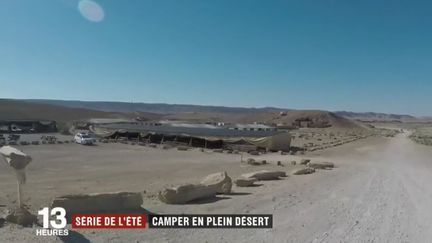 Le camoing de Mitzpe Ramon (Israël) en plein désert (Capture d'écran France 2)