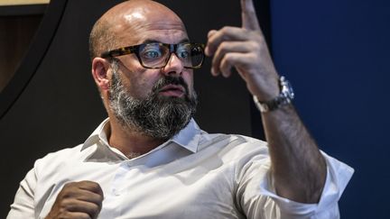 L'avocat de Marcel Lambert dans l'affaire Grégory,&nbsp;Stéphane&nbsp;Giuranna, a tenu une conférence de presse, mercredi 13 septembre 2017. (PHILIPPE DESMAZES / AFP)