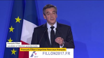 François Fillon, lors d'une conférence de presse, à Paris, le 6 février 2017. (FRANCEINFO)