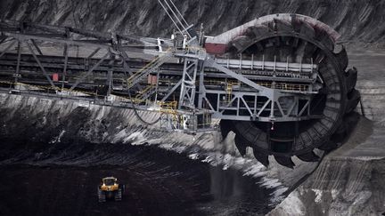 La mine de charbon de Garzweiler (Allemagne), le 25 avril 2019. (INA FASSBENDER / AFP)