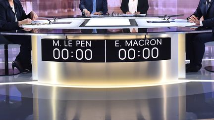 Le débat entre Emmanuel Macron et Marine Le Pen, le 3 mai 2017 (  / MAXPPP)