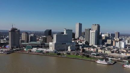 Le 13 Heures vous emmène en Louisiane dans le sud des États-Unis. Ce territoire est imprégné de la culture française. D'ailleurs, de nombreux Français ont décidé de s'y installer.