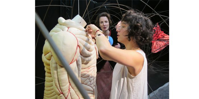 Angélique Calfati, costumière et Emmanuelle Houdart. Costume du Colosse
 (Laurence Houot-Remy)