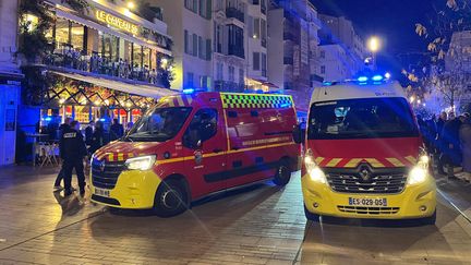 Deux personnes gravement brulées sur une terrasse à Cannes ce mercredi soir. (Jérémy Crunchant FTV)