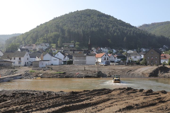 Les rives de la rivière Ahr à Rech (Allemagne), le 24 août 2021.&nbsp; (VALENTINE PASQUESOONE / FRANCEINFO)