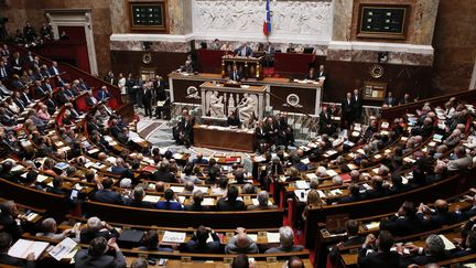 L'Assembl&eacute;e nationale lors du vote de confiance &agrave; Manuel Valls, le 16 septembre 2014.&nbsp; (PATRICK KOVARIK / AFP)