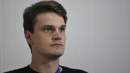 Yannick Agnel&nbsp;lors d'une conférence de presse, le 20 juillet 2019 à Gwangju (Corée du Sud). (STEPHANE KEMPINAIRE / STEPHANE KEMPINAIRE / AFP)