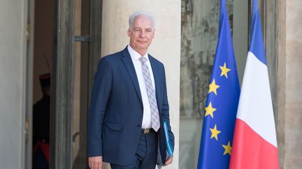 Le ministre délégué aux Petites et moyennes entreprises Alain Griset à la sortie du Conseil des ministres à l'Elysée, le 7 juillet 2020. (JACQUES WITT / SIPA)