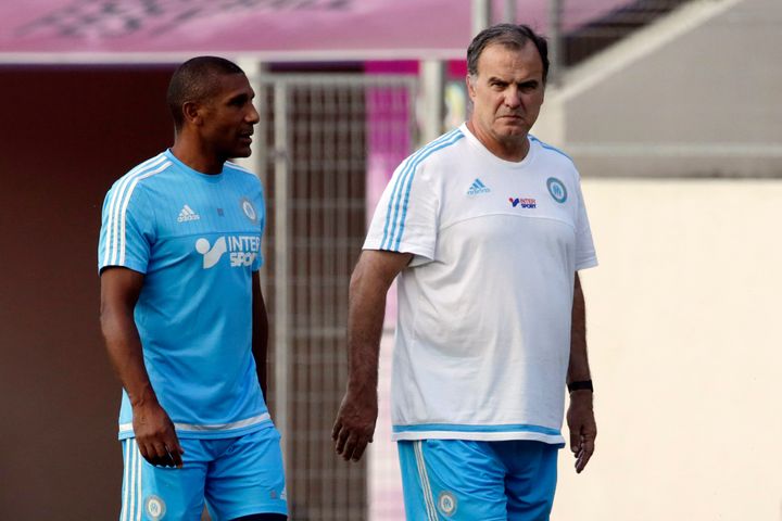 Franck Passi a gardé contact avec Marcelo Bielsa depuis leur collaboration à Marseille et pourrait le convaincre de le rejoindre à Lille