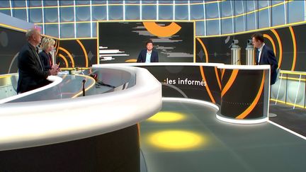 Le plateau des Informés du matin du lundi 6 décembre. (FRANCEINFO / RADIOFRANCE)