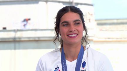 JO 2024 : "C’est une émotion à vivre une fois dans sa vie", confie Angèle Hug, médaillée d’argent (France 2)