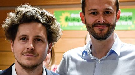 Julien Bayou et&nbsp;David Belliard, candidat EELV à la mairie de Paris, le 1er juin 2019 à Paris. (BERTRAND GUAY / AFP)