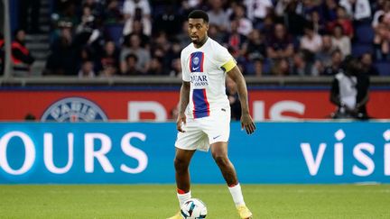 Le défenseur international français du PSG, Presnel Kimpembe, face à Troyes le 29 octobre 2022 au Parc des Princes. (DAVID WINTER / SHUTTERSTOCK / SIPA)