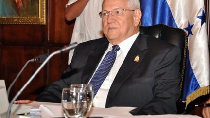 Roberto Micheletti, président putschiste du Honduras depuis le 28 juin. (AFP Claudia Barrientos)