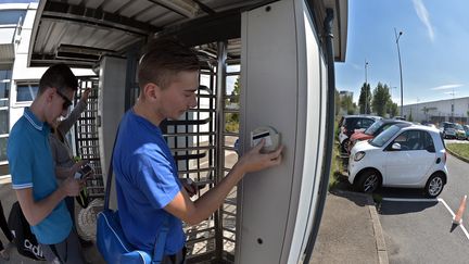 Les 39 heures de l'usine Smart, sèment la division à Hambach