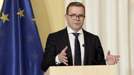 Le Premier minsitre finlandais, Petteri Orpo, le 27 novembre 2023 à Helsinki (Finlande). (MIKKO STIG / LEHTIKUVA / AFP)