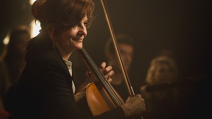 Valentine Duteil (violoncelle, claviers, chœurs)
 (Baptiste Lobjoy)