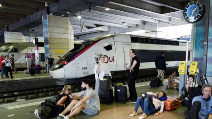 Gare Montparnasse : la situation se complique