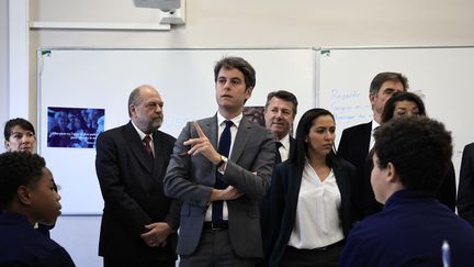 Le Premier ministre, Gabriel Attal, en déplacement dans un internat éducatif à Nice (Alpes-Maritimes), le 22 avril 2024. (VALERY HACHE / AFP)