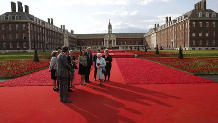 Exposition florale à Londres : 300 000 coquelicots en hommage aux soldats britanniques morts au combat