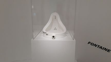 "Fontaine", le plus célèbre ready-made de Marcel Duchamp. (ANNE CHEPEAU / RADIO FRANCE)