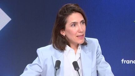 Valérie Hayer, head of the presidential majority list for the Europeans, guest of "Tomorrow Europe"on franceinfo Monday March 25, 2024. (FRANCEINFO /RADIO FRANCE)